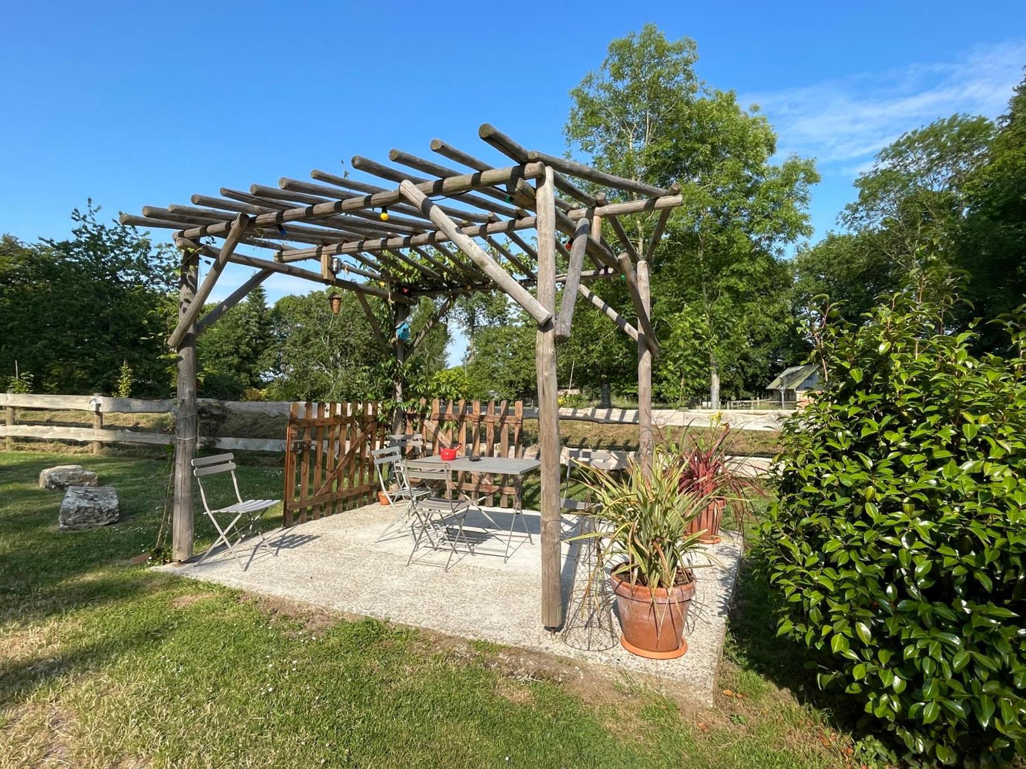 Le Clos Du Val A Loup Bénarville Exterior foto